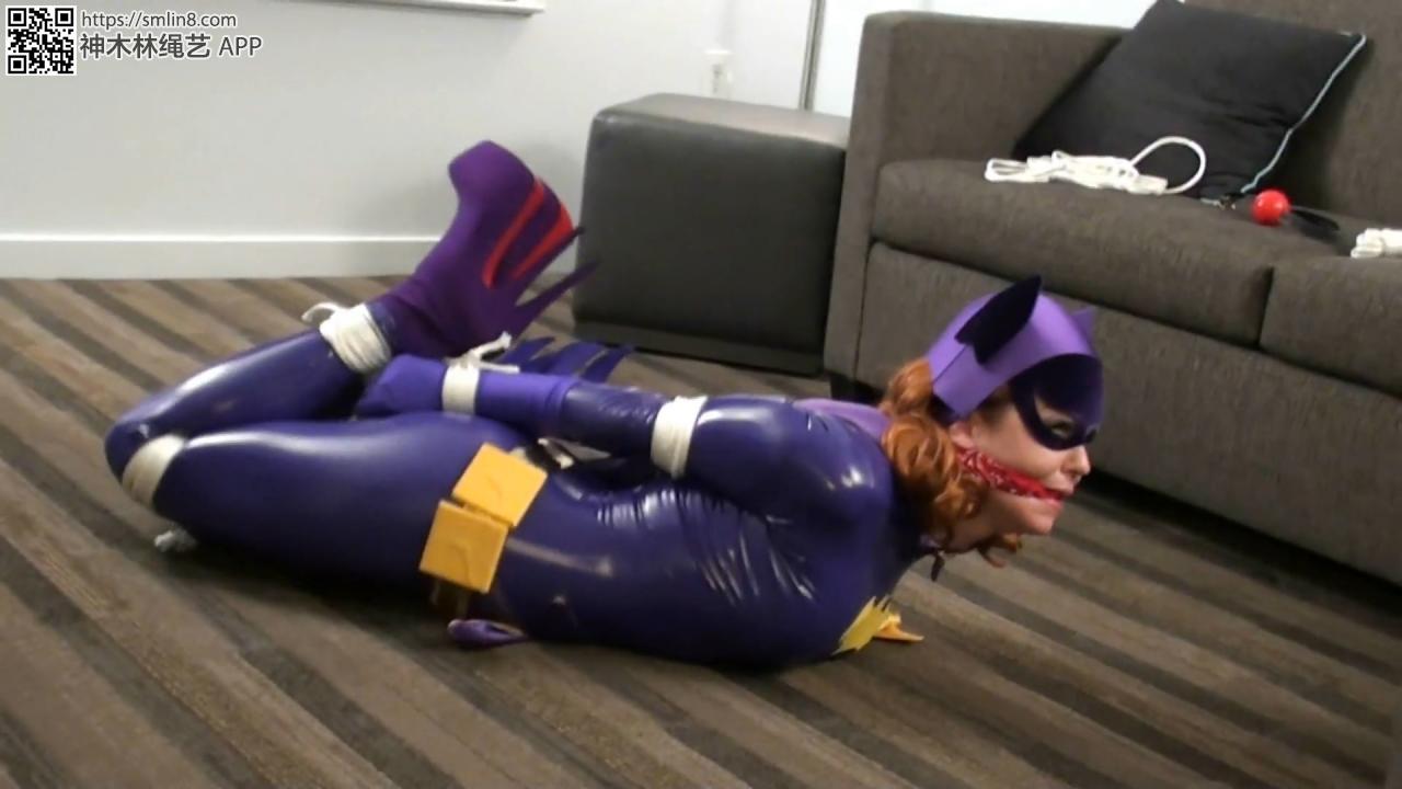 FetiSale - Video Sarah Brooke as Batgirl!...in Bat-Trapped!